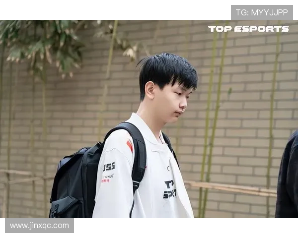 台湾解说精彩对决TES战队与JDG战队的巅峰较量分析