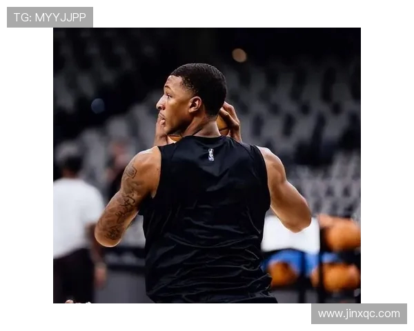 重庆滑板队的进攻战术解析与实战应用探讨